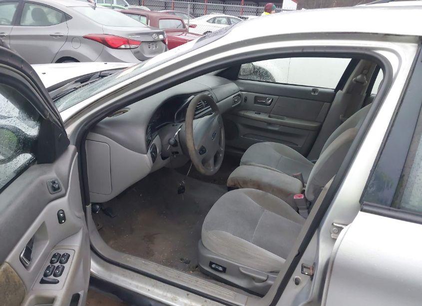 Photo 5 of 2002 Ford Taurus SE (VIN 1FAFP53U92A188201)