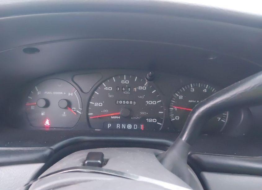 Photo 7 of 2002 Ford Taurus SE (VIN 1FAFP53U92A188201)