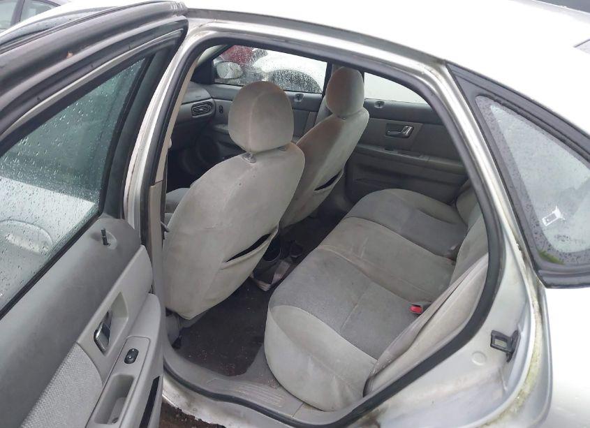 Photo 8 of 2002 Ford Taurus SE (VIN 1FAFP53U92A188201)
