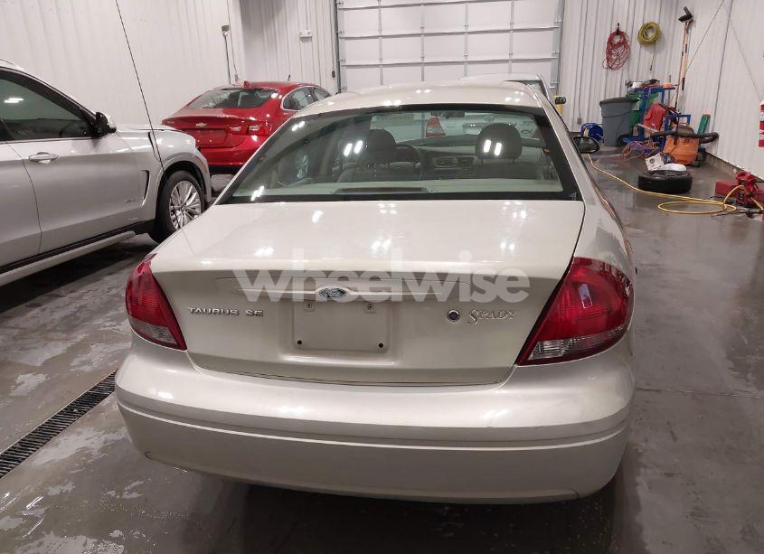 Photo 17 of 2005 Ford Taurus (VIN 1FAFP53U95A194083)