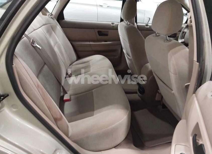 Photo 8 of 2005 Ford Taurus (VIN 1FAFP53U95A194083)