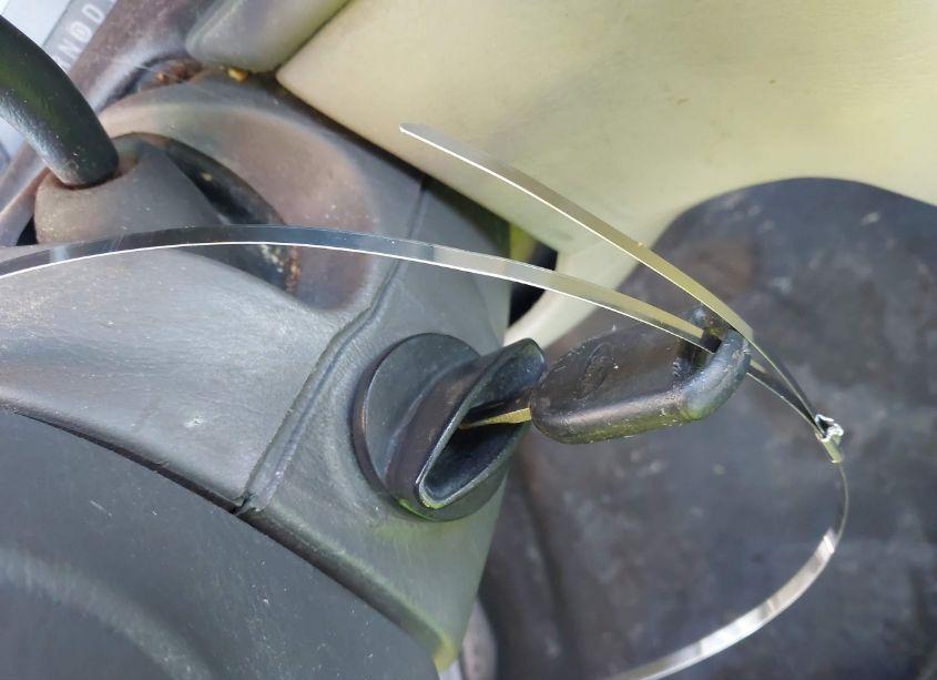 Photo 11 of 2005 Ford Taurus SE (VIN 1FAFP53U95A252239)