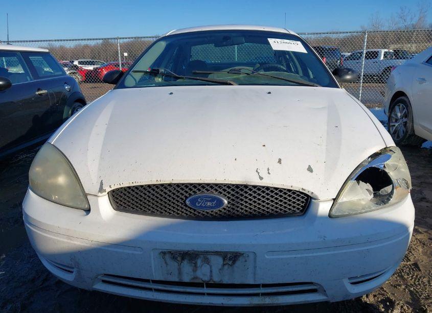 Photo 12 of 2005 Ford Taurus SE (VIN 1FAFP53U95A252239)