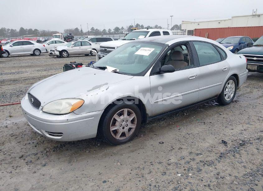 Photo 2 of 2006 Ford Taurus SE (VIN 1FAFP53U96A164695)