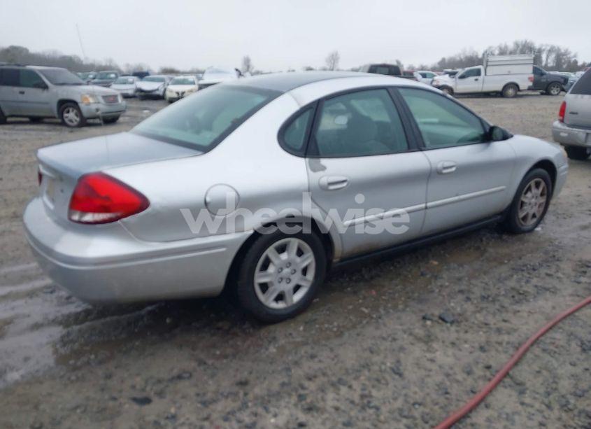 Photo 4 of 2006 Ford Taurus SE (VIN 1FAFP53U96A164695)