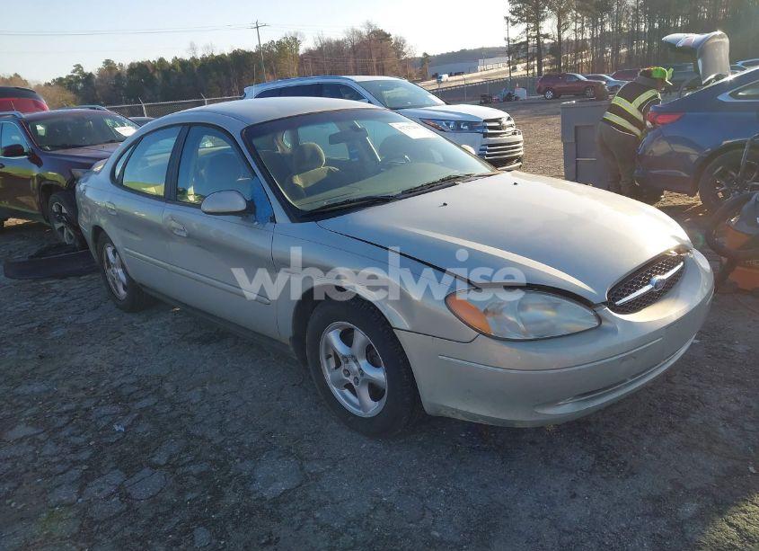 2003 Ford Taurus SE (VIN 1FAFP53UX3A241358) main photo