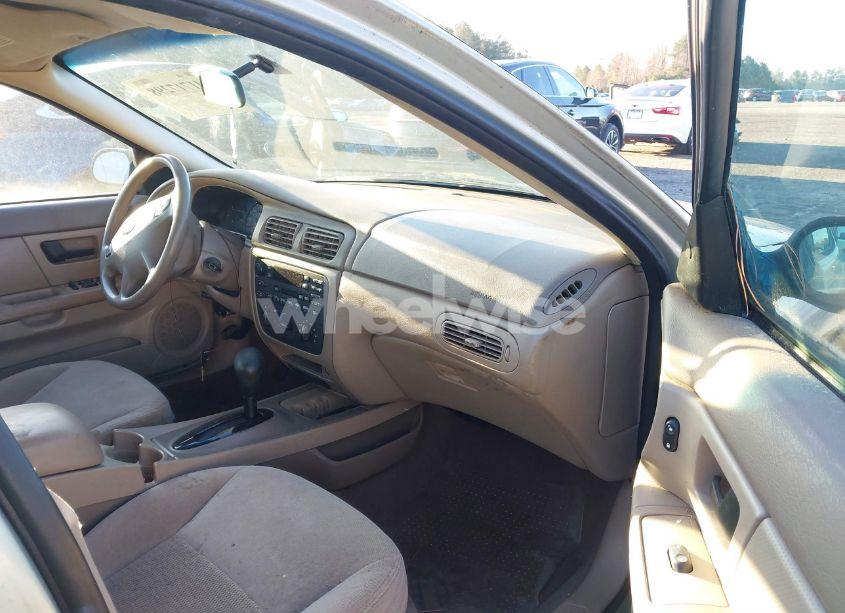 Photo 5 of 2003 Ford Taurus SE (VIN 1FAFP53UX3A241358)