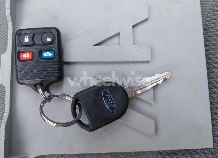 Photo 11 of 2003 Ford Taurus SE (VIN 1FAFP53UX3G124702)