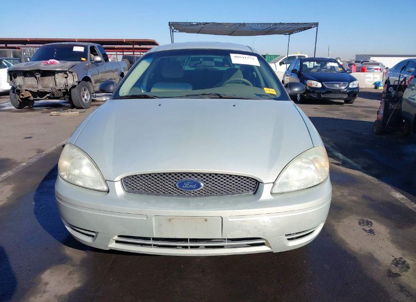 Photo 12 of 2005 Ford Taurus SE (VIN 1FAFP53UX5A227754)