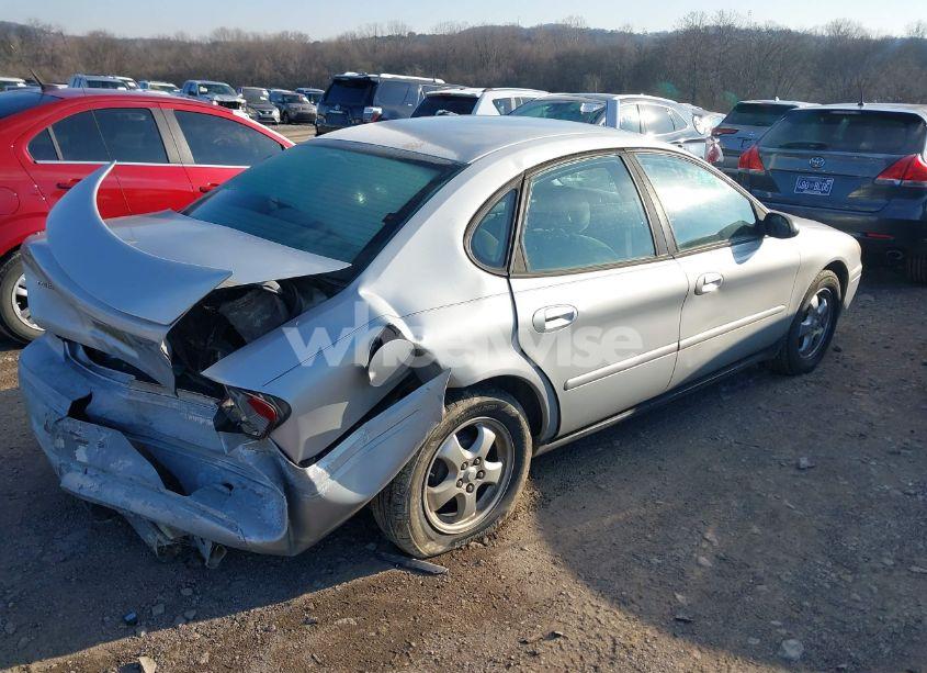 Photo 4 of 2006 Ford Taurus SE (VIN 1FAFP53UX6A190304)