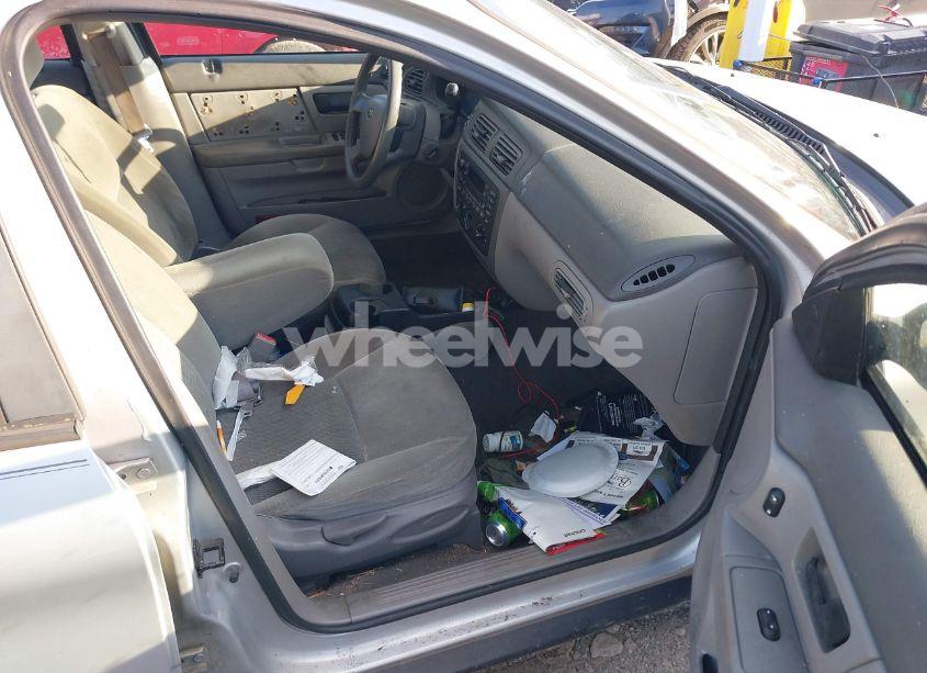 Photo 5 of 2006 Ford Taurus SE (VIN 1FAFP53UX6A190304)