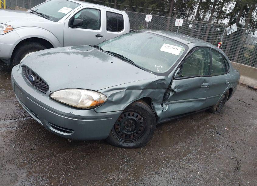 Photo 2 of 2006 Ford Taurus SE (VIN 1FAFP53UX6A194501)