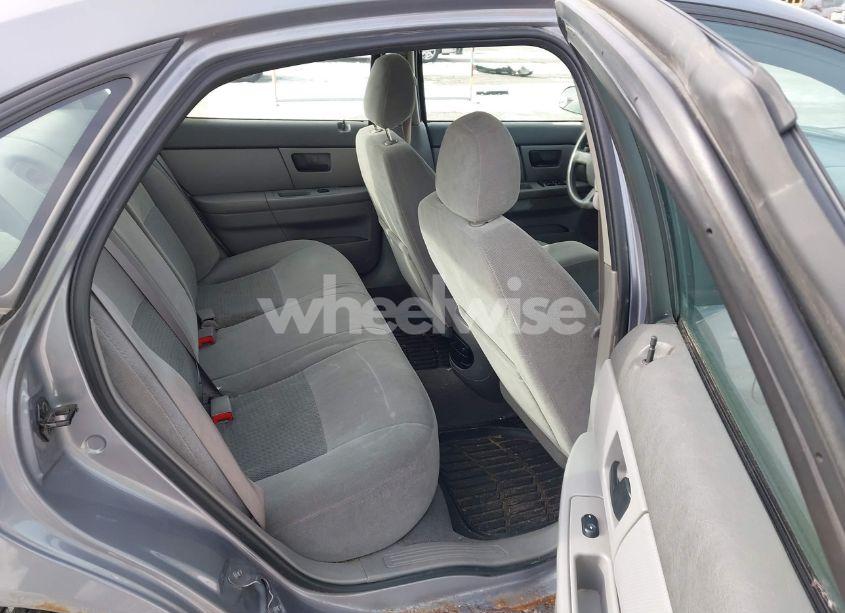 Photo 8 of 2006 Ford Taurus SE (VIN 1FAFP53UX6A260075)