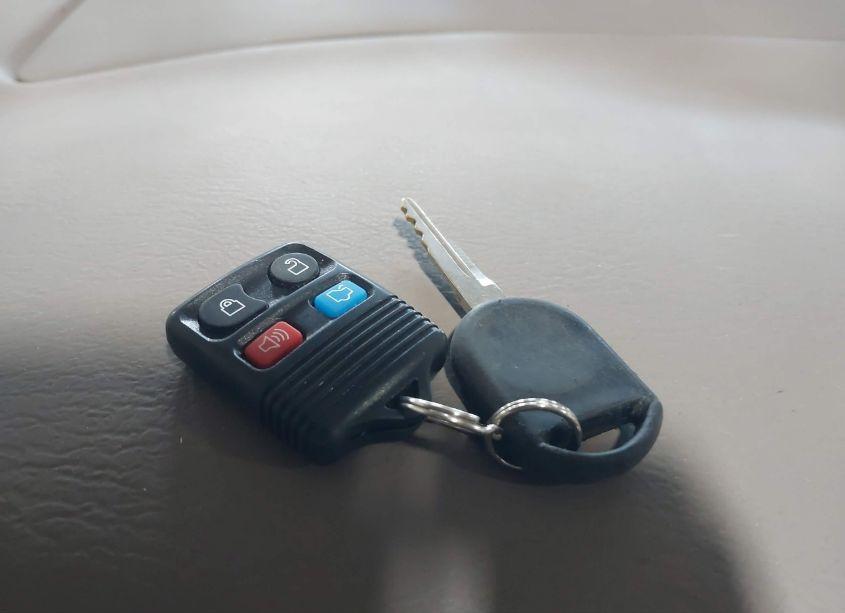 Photo 11 of 2003 Ford Taurus SES (VIN 1FAFP55223A229491)