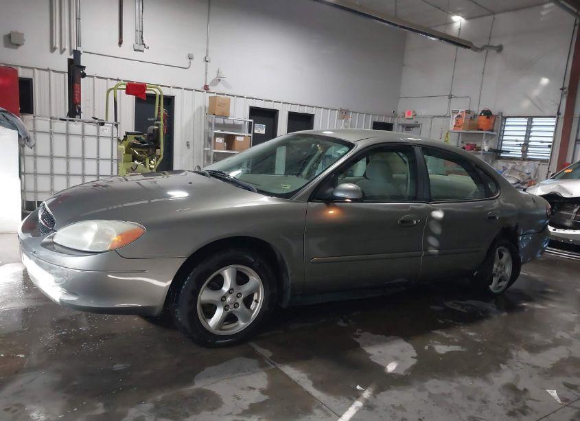 Photo 14 of 2003 Ford Taurus SES (VIN 1FAFP55223A229491)