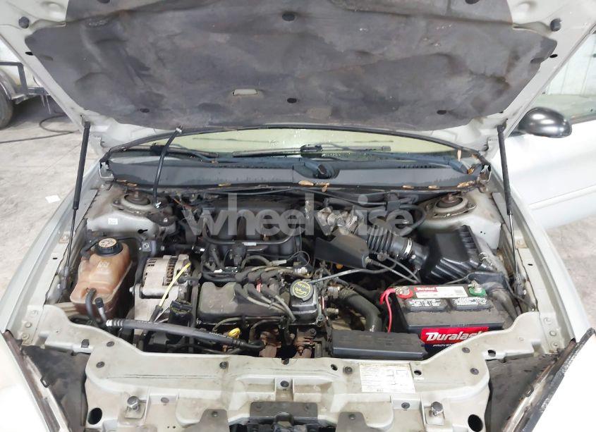 Photo 10 of 2004 Ford Taurus SES (VIN 1FAFP55244A165584)
