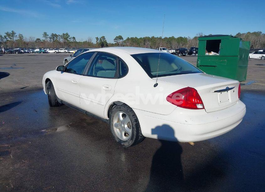 Photo 3 of 2003 Ford Taurus SES (VIN 1FAFP55253A220302)
