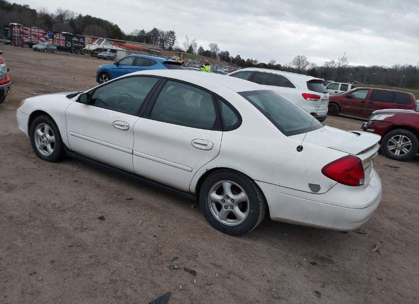 Photo 3 of 2003 Ford Taurus SES (VIN 1FAFP55263A157095)