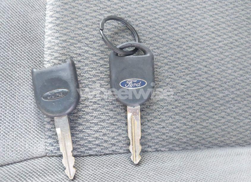 Photo 11 of 2003 Ford Taurus SES (VIN 1FAFP55273A191790)
