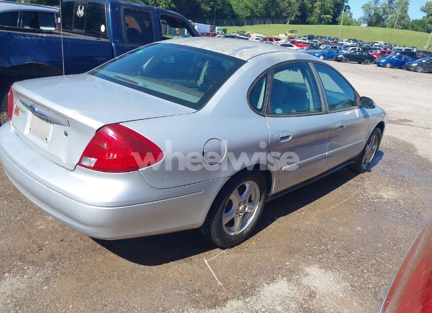 Photo 4 of 2003 Ford Taurus SES (VIN 1FAFP55273A222195)