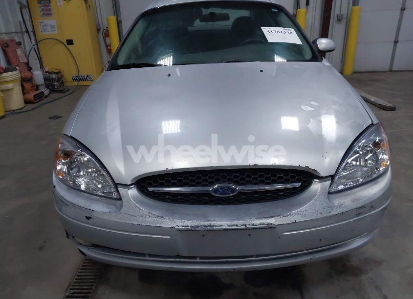 Photo 12 of 2003 Ford Taurus SES (VIN 1FAFP55283G236555)