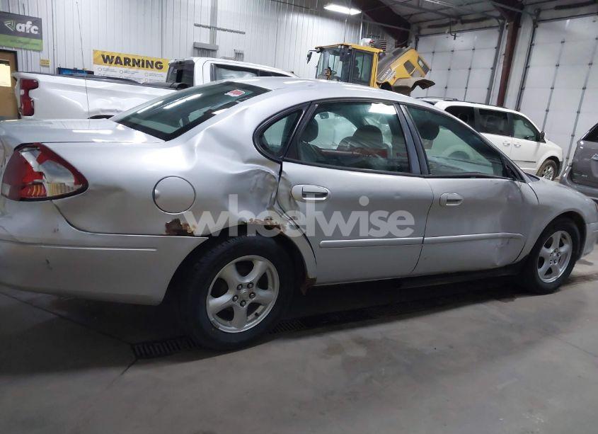 Photo 13 of 2003 Ford Taurus SES (VIN 1FAFP55283G236555)