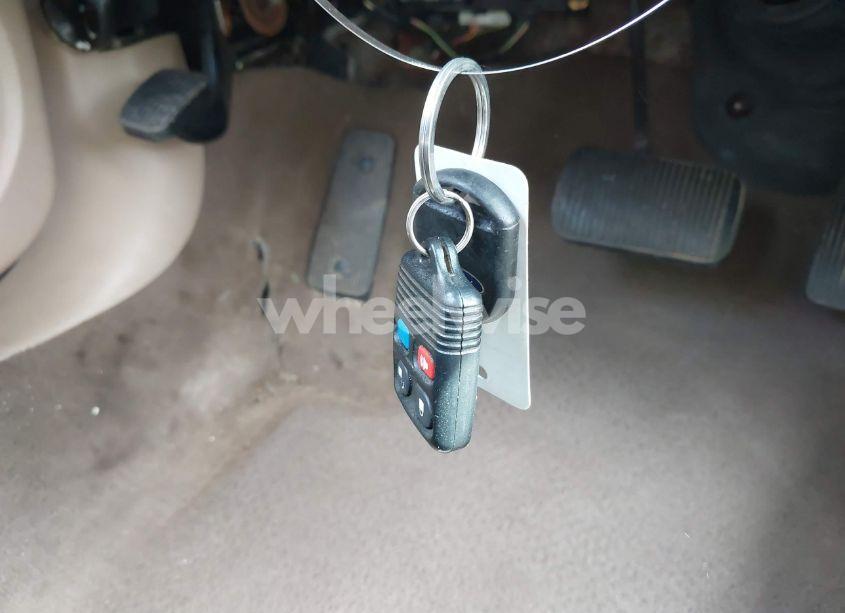 Photo 11 of 2003 Ford Taurus SES (VIN 1FAFP55293A179155)