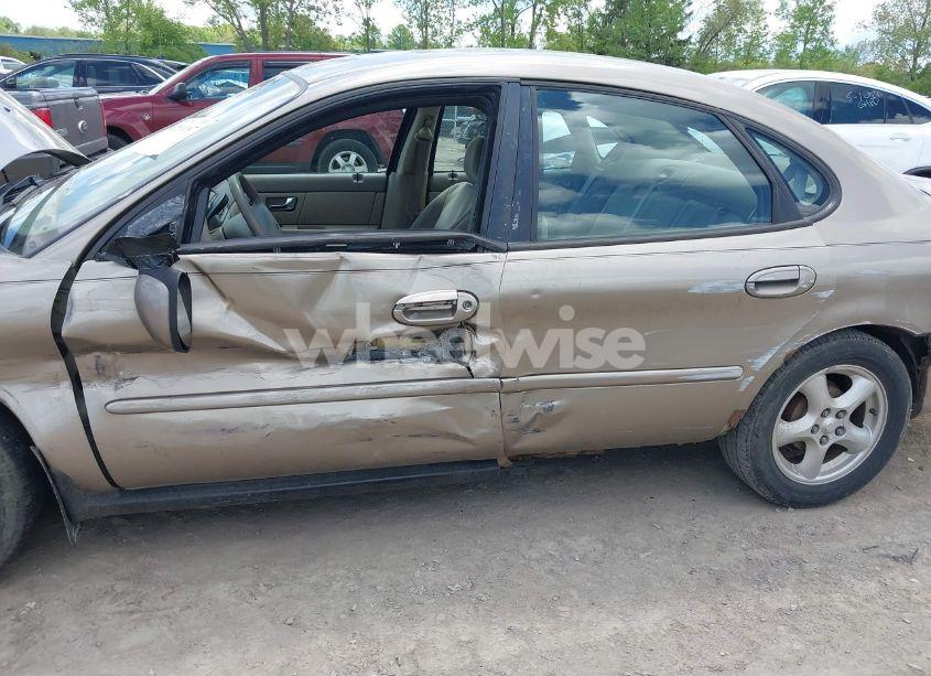 Photo 6 of 2003 Ford Taurus SES (VIN 1FAFP55293A179155)