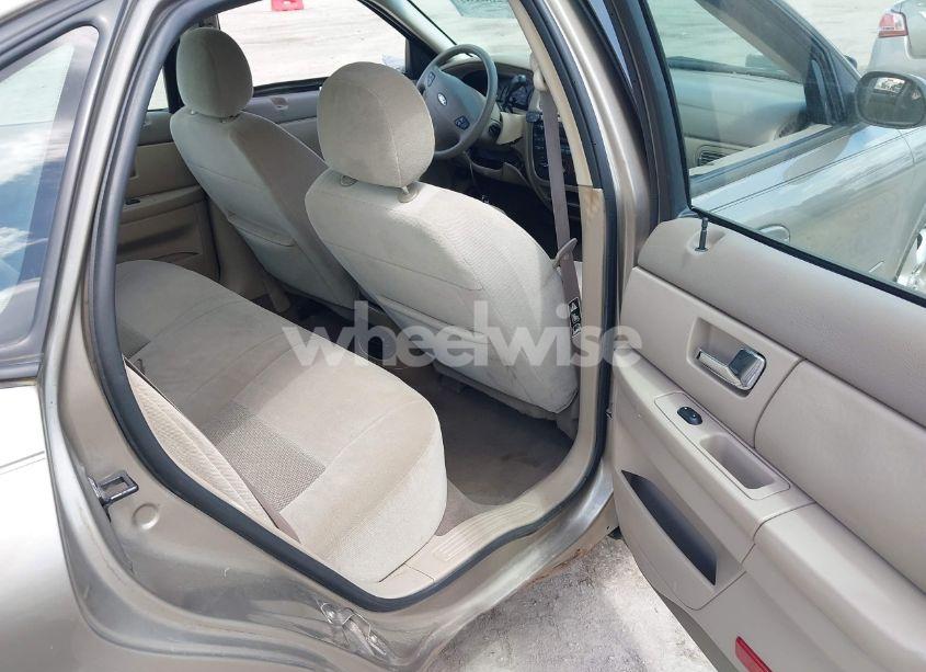 Photo 8 of 2003 Ford Taurus SES (VIN 1FAFP55293A179155)