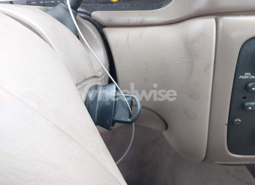 Photo 11 of 2003 Ford Taurus SES (VIN 1FAFP552X3A197163)