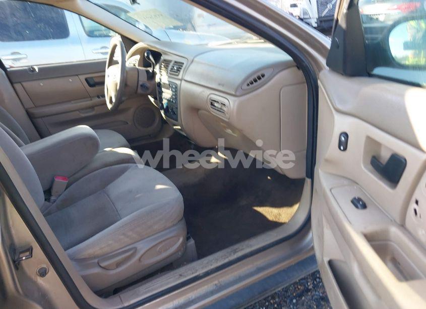 Photo 5 of 2003 Ford Taurus SES (VIN 1FAFP552X3A197163)