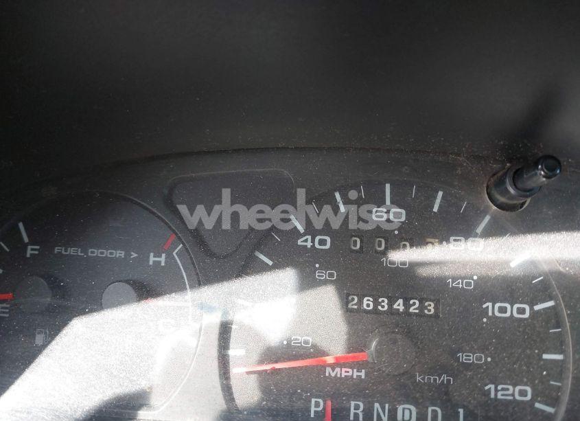 Photo 7 of 2003 Ford Taurus SES (VIN 1FAFP552X3A197163)