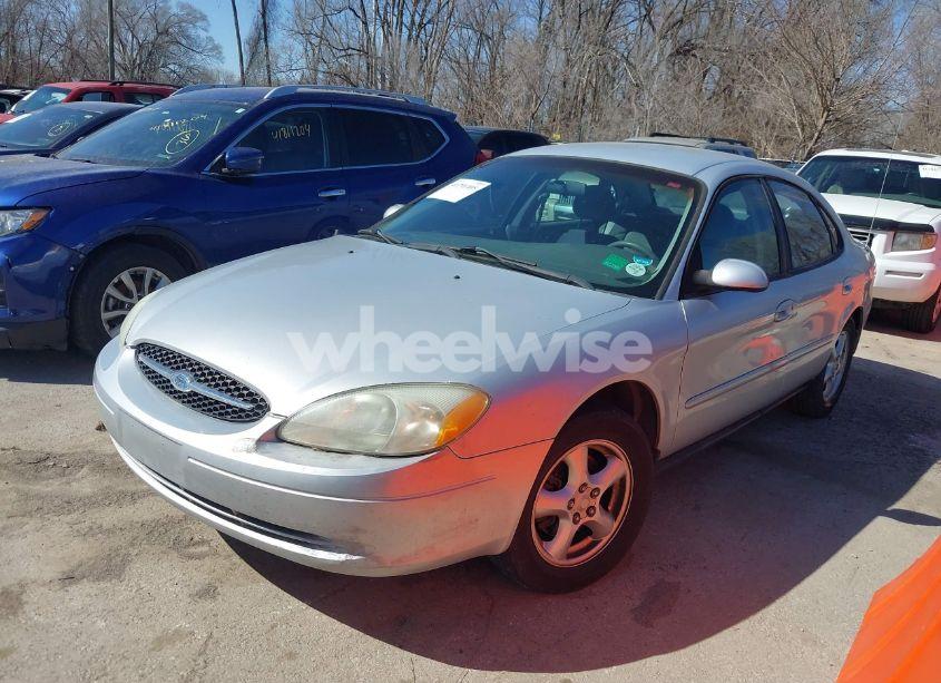 Photo 2 of 2003 Ford Taurus SES (VIN 1FAFP552X3G138210)