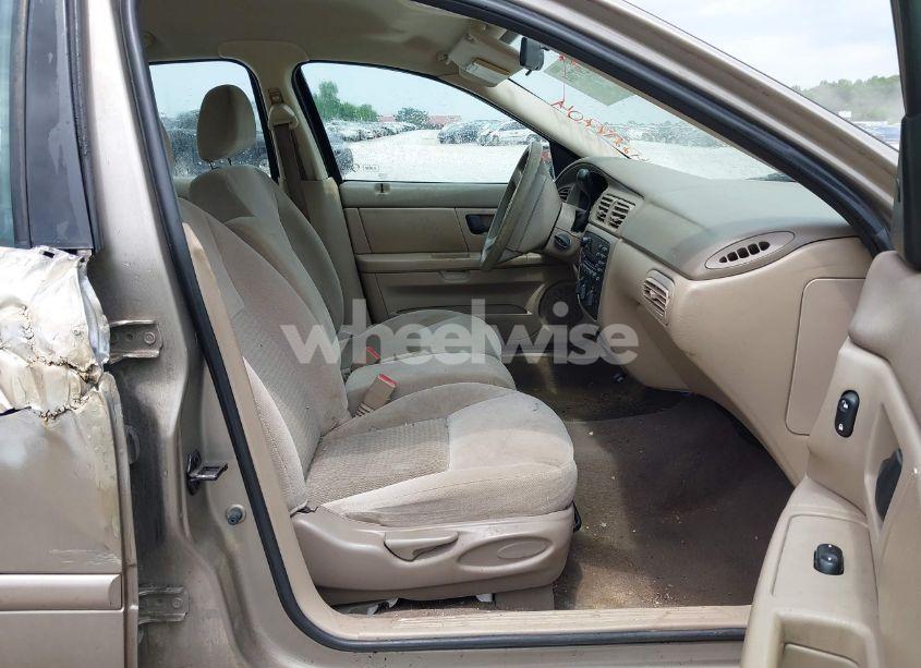 Photo 5 of 2004 Ford Taurus SES (VIN 1FAFP55S04G154644)