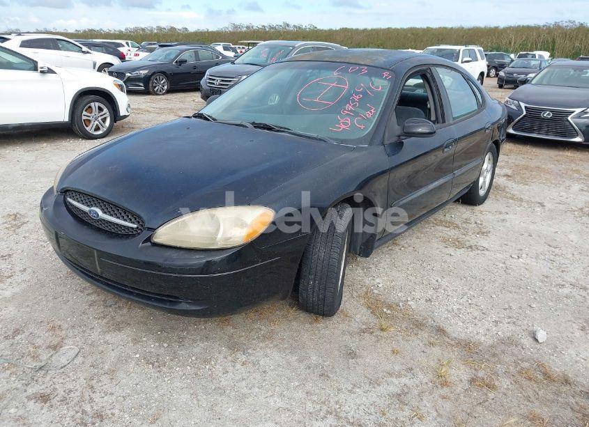 Photo 2 of 2001 Ford Taurus SES (VIN 1FAFP55S21A124902)
