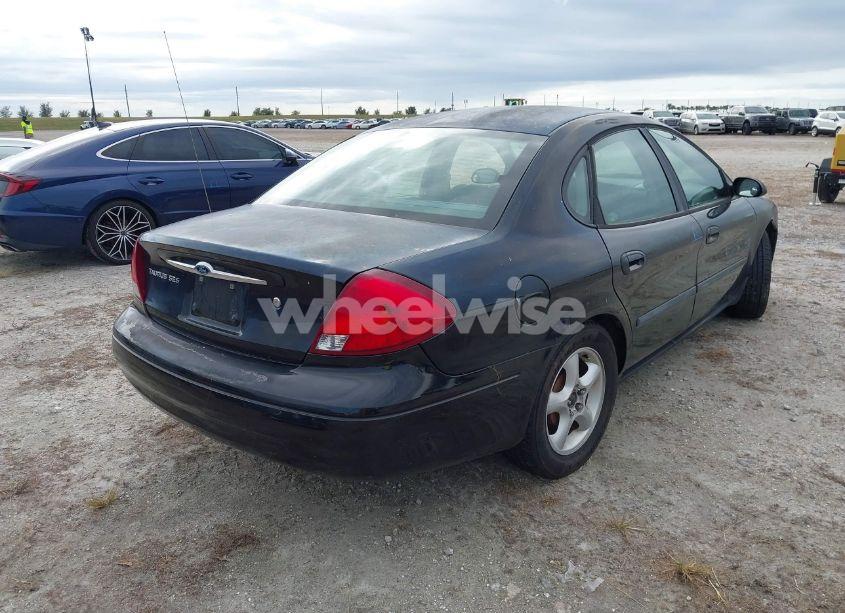 Photo 4 of 2001 Ford Taurus SES (VIN 1FAFP55S21A124902)