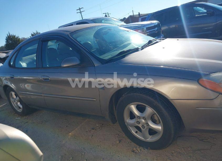Photo 13 of 2003 Ford Taurus SES (VIN 1FAFP55S23A230608)