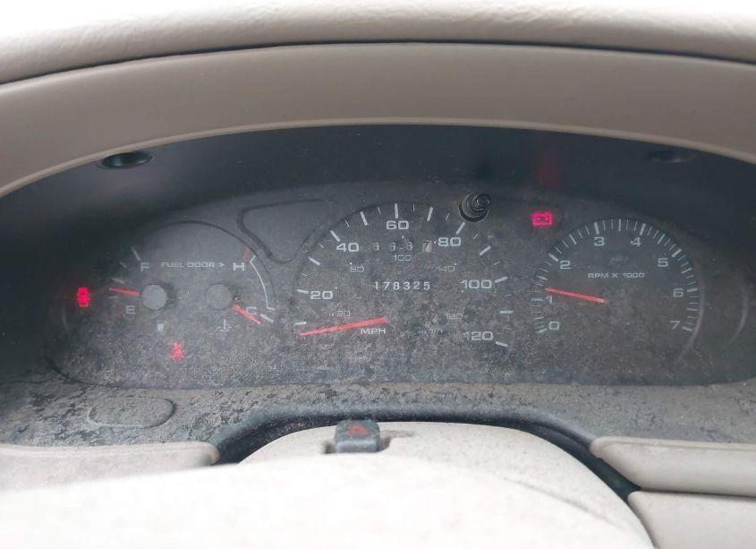 Photo 7 of 2003 Ford Taurus SES (VIN 1FAFP55S33A182603)