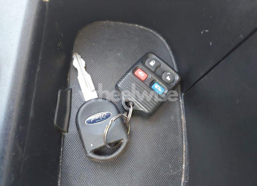 Photo 11 of 2002 Ford Taurus SES (VIN 1FAFP55S42A135871)