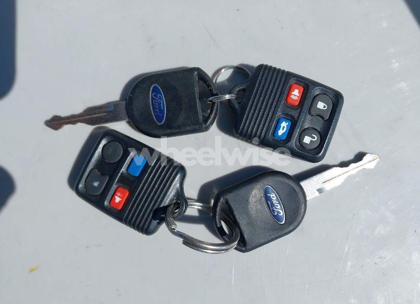 Photo 11 of 2001 Ford Taurus SES (VIN 1FAFP55S61G285069)