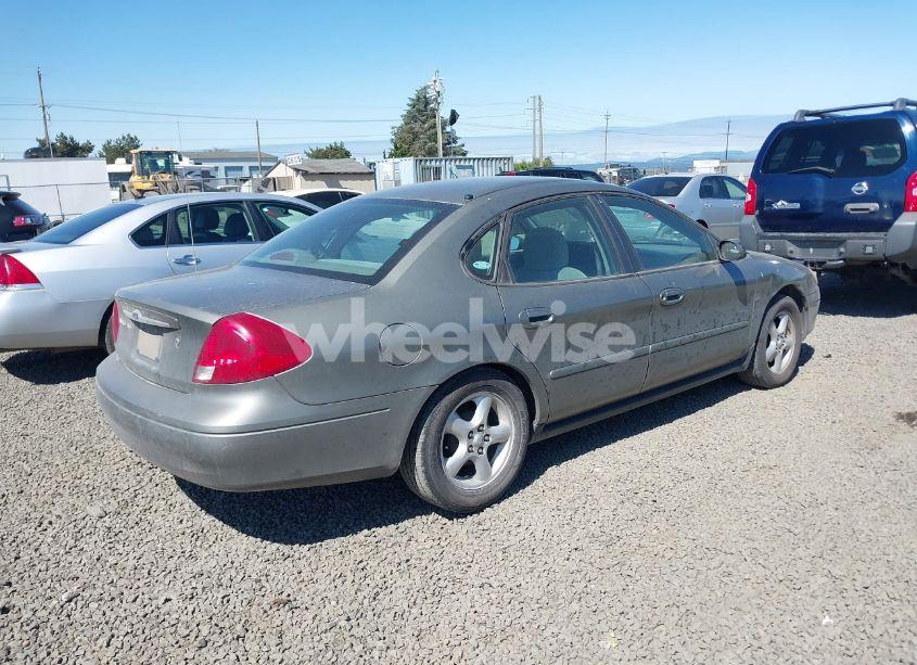 Photo 4 of 2001 Ford Taurus SES (VIN 1FAFP55S61G285069)