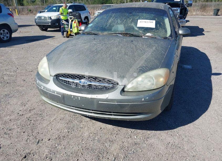 Photo 6 of 2002 Ford Taurus SES (VIN 1FAFP55S62A107327)