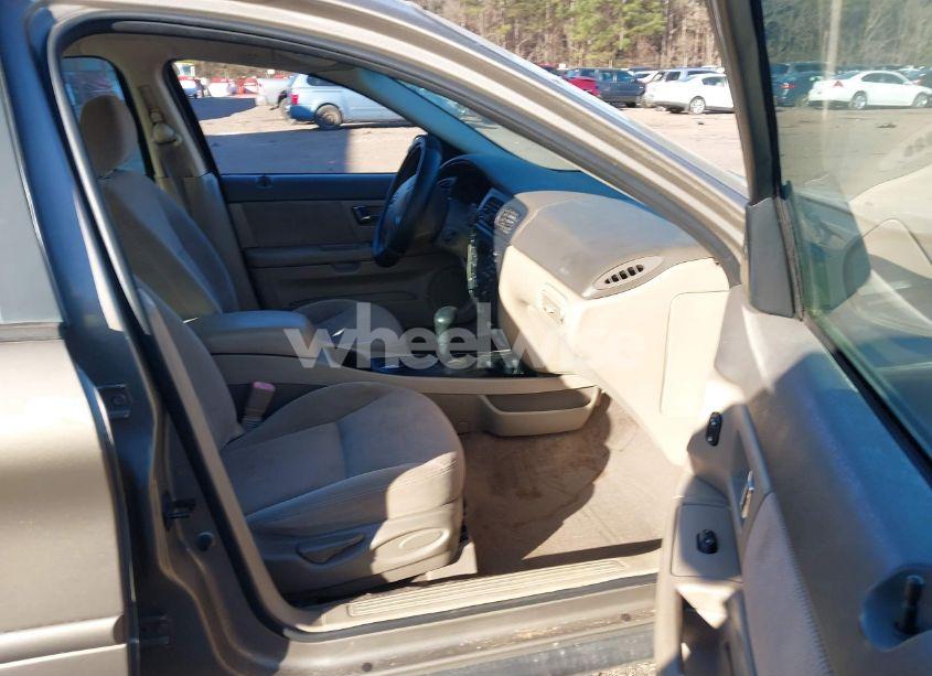 Photo 5 of 2002 Ford Taurus SES (VIN 1FAFP55SX2G162649)