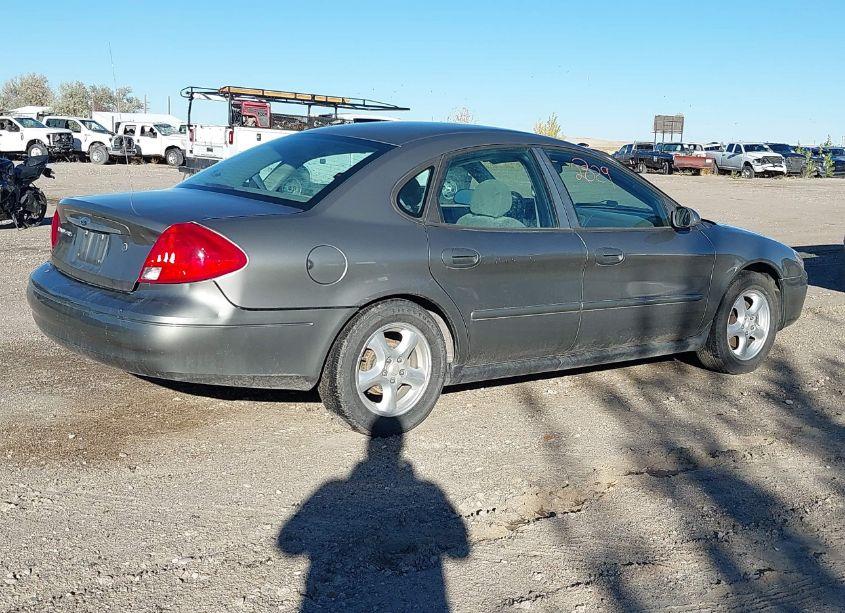 Photo 4 of 2003 Ford Taurus SES (VIN 1FAFP55U03G260222)