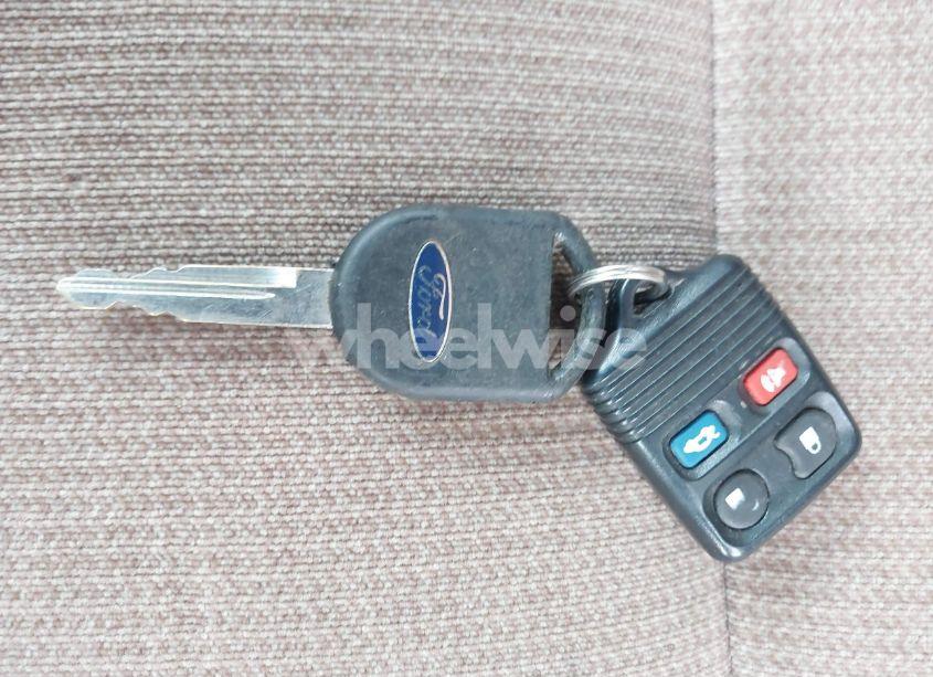 Photo 11 of 2001 Ford Taurus SES (VIN 1FAFP55U11A283914)