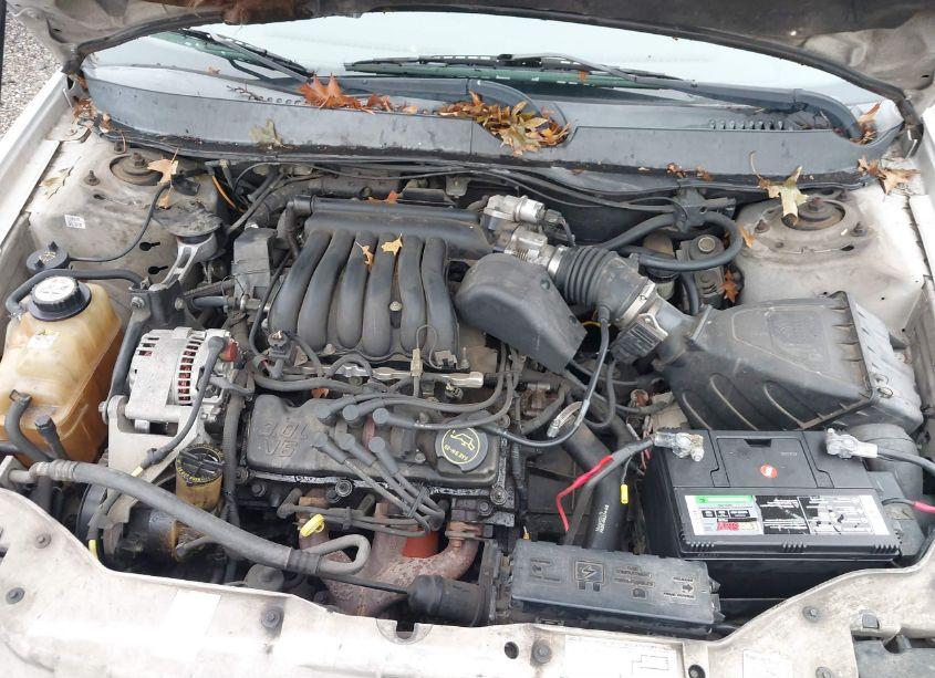 Photo 10 of 2003 Ford Taurus SES (VIN 1FAFP55U13A203952)