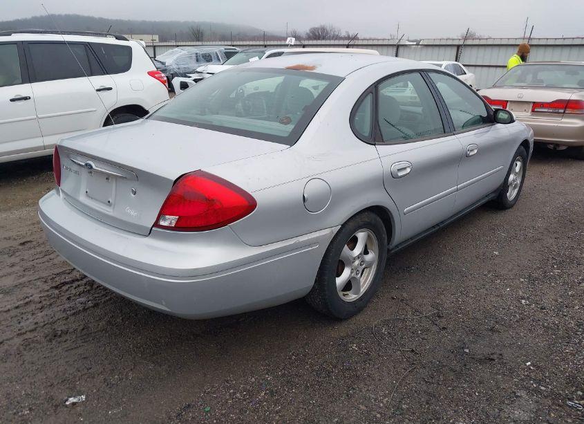 Photo 4 of 2003 Ford Taurus SES (VIN 1FAFP55U13A203952)