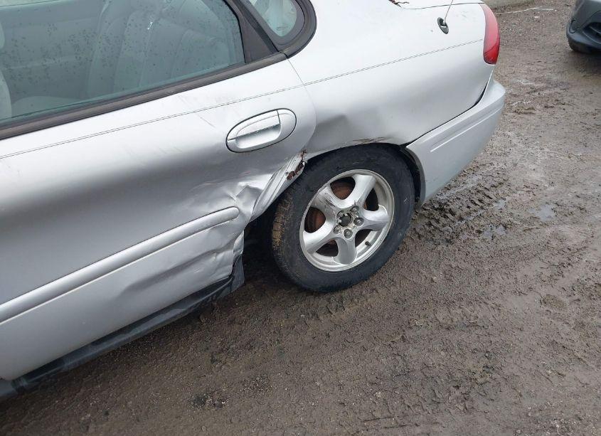 Photo 6 of 2003 Ford Taurus SES (VIN 1FAFP55U13A203952)