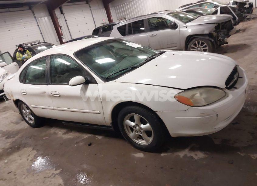 Photo 13 of 2003 Ford Taurus SES (VIN 1FAFP55U23A150842)