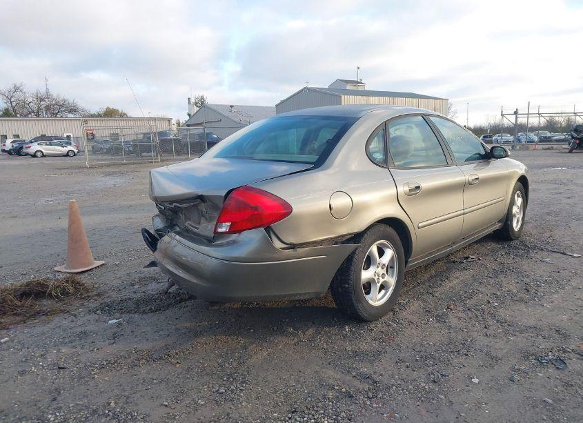 Photo 4 of 2003 Ford Taurus SES (VIN 1FAFP55U23G262750)